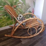 Chaise à bascule en rotin