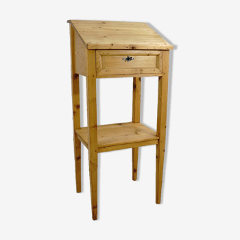 Bureau antique en bois de sapin vers les années 1920