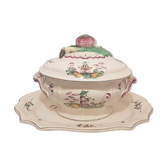 Tureen