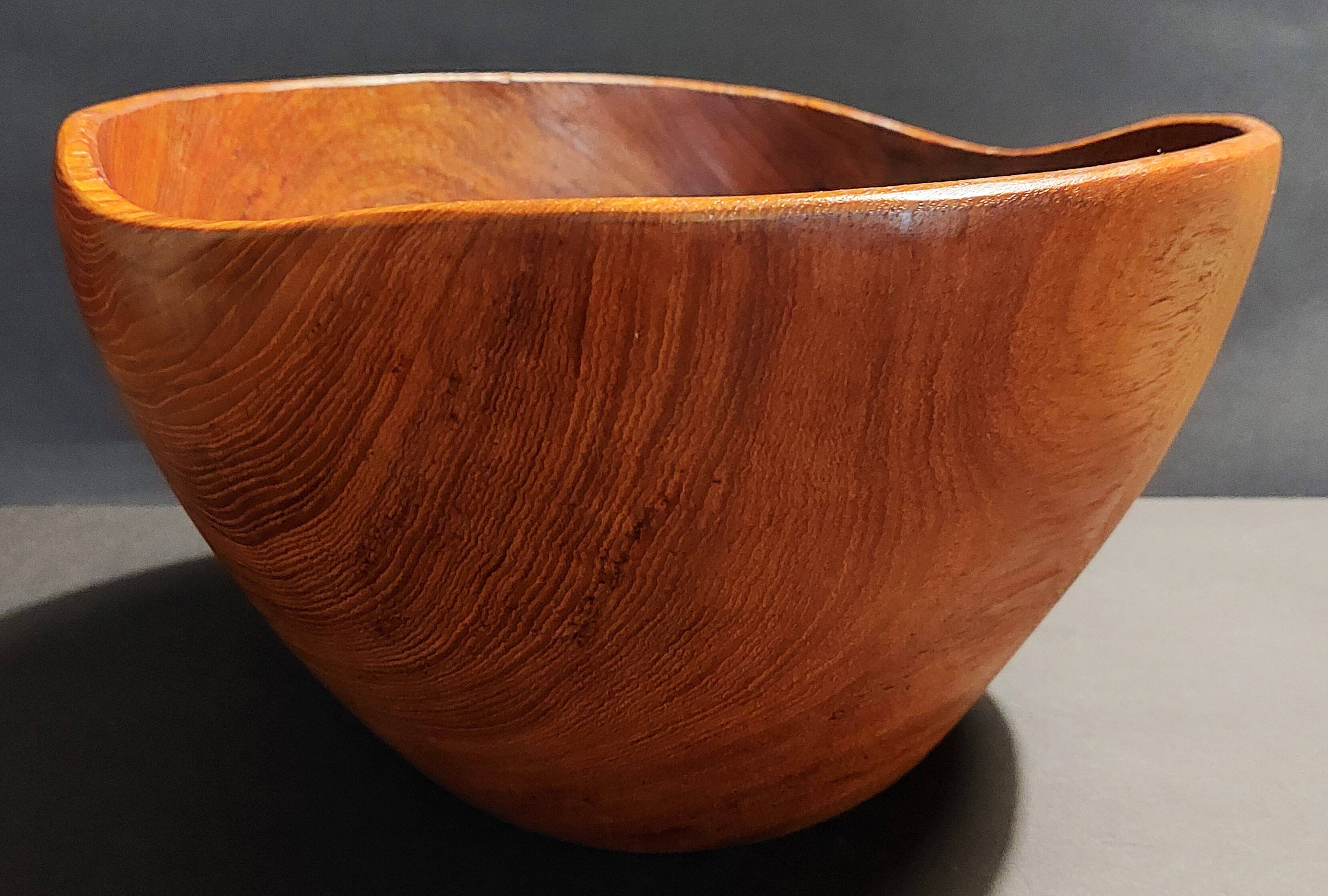 Vintage brutalist decorative wooden salad bowl 30 cm