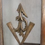 Ecran de cheminée d'angle en laiton attr. à Dagobert Peche