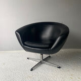 Mid century Swedish 1960’s swivel ‘pod’ chair by Overman