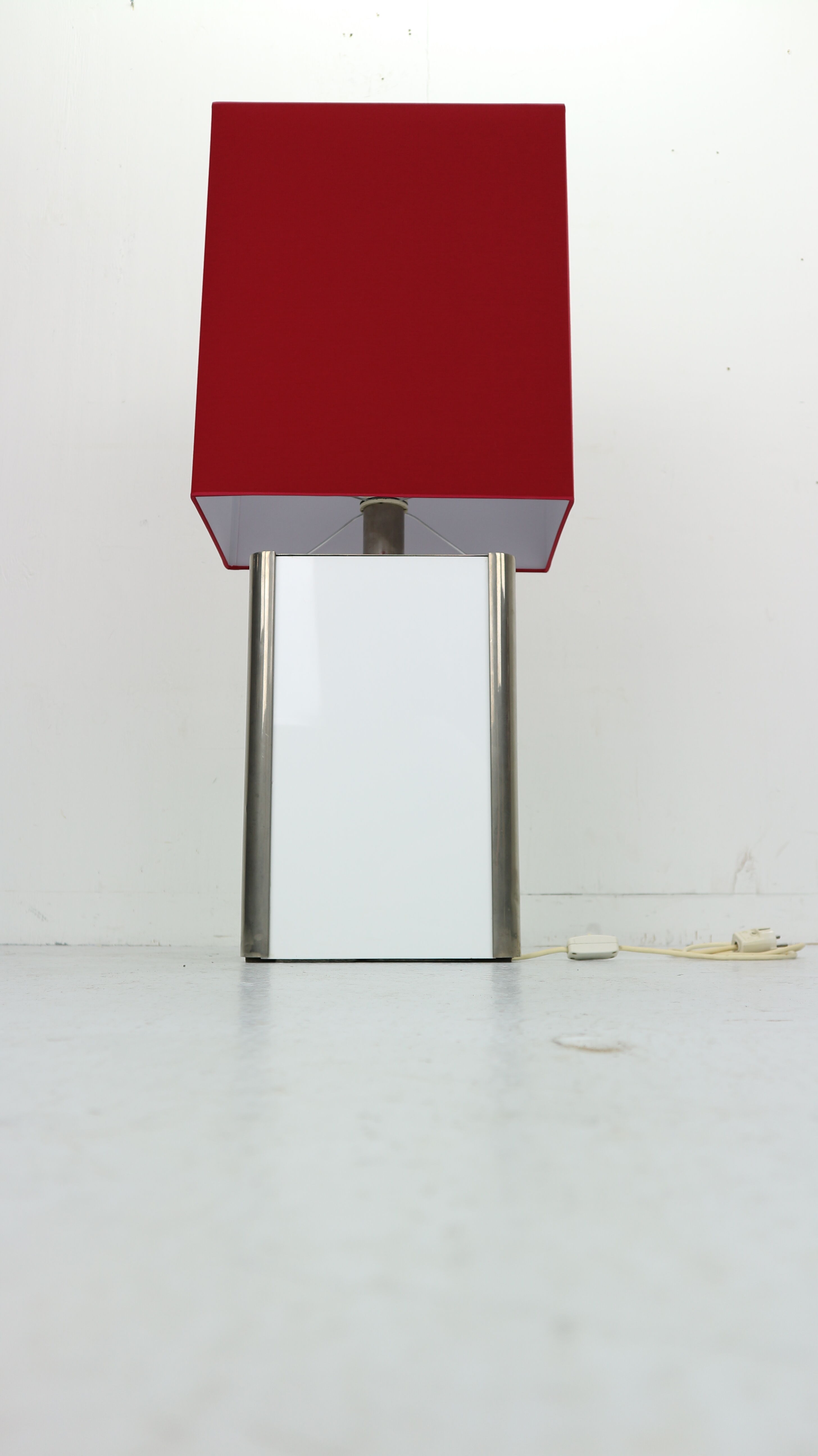 Mid-Century Modern Italian Design Floor Lamp, 1970s