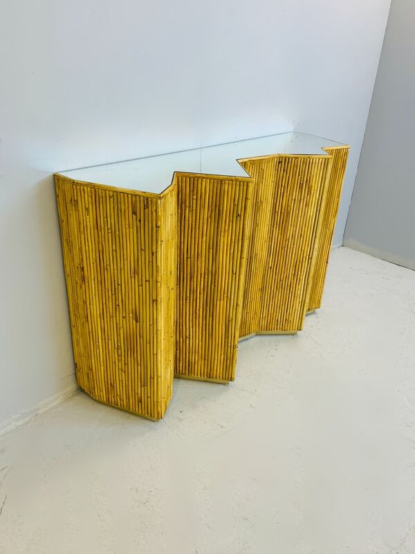 Console contemporaine en verre et rotin, Italie