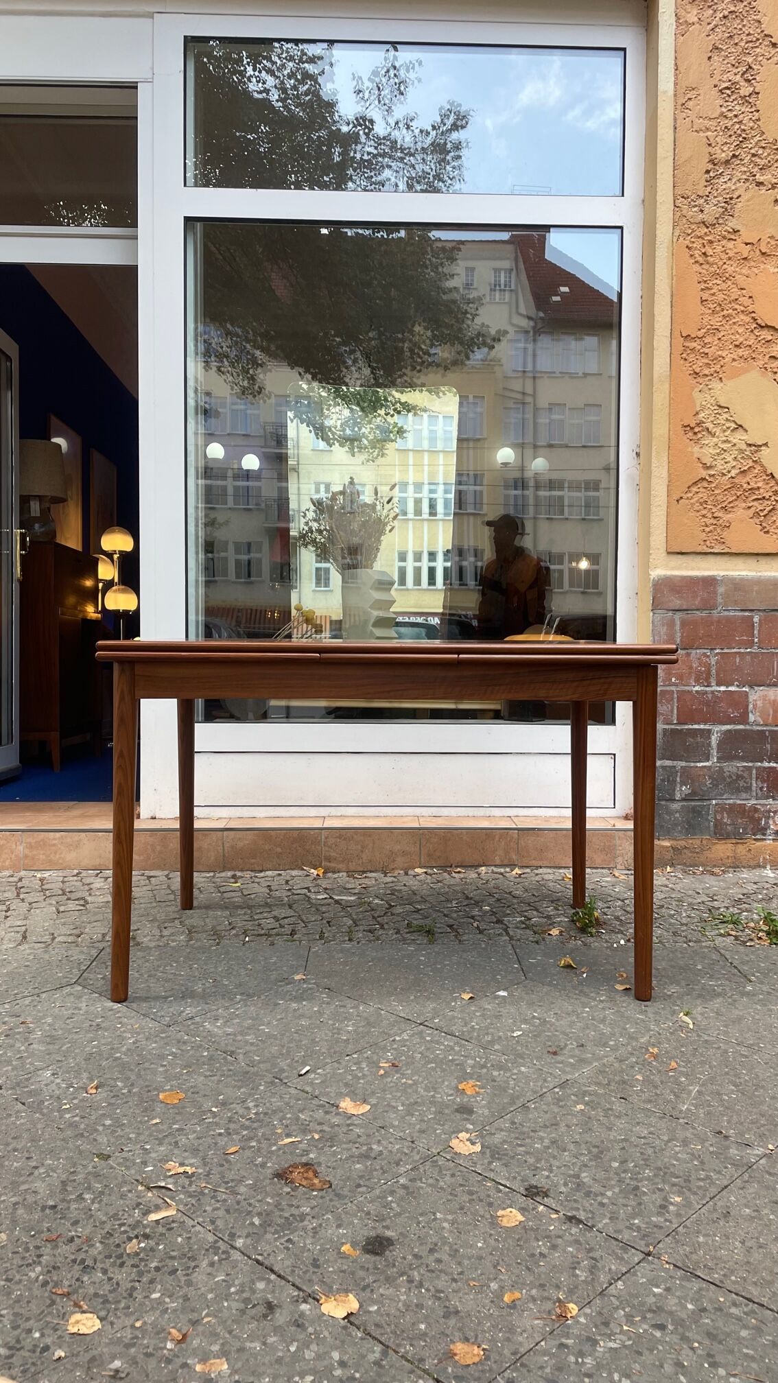 Vintage dining table from the 60s in extendable teak