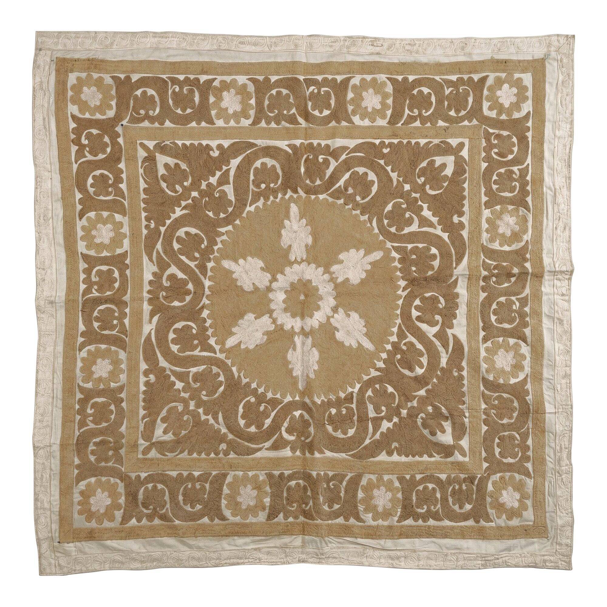 Vintage hand-embroidered tablecloth 129x138 cm