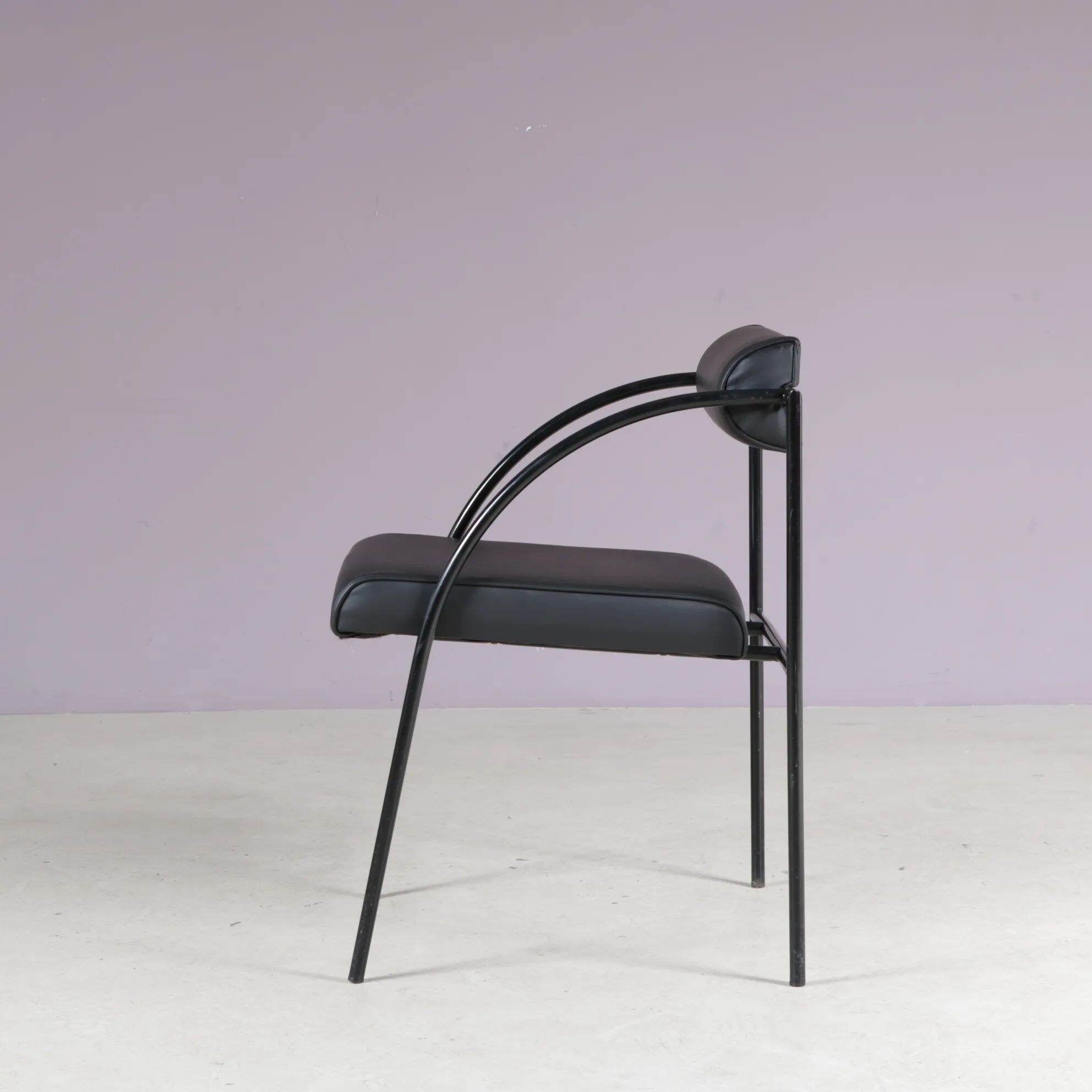 1980s “Tokio” dining table with six “Vienna” chairs by Rodney Kinsman for Bieffeplast, Italy