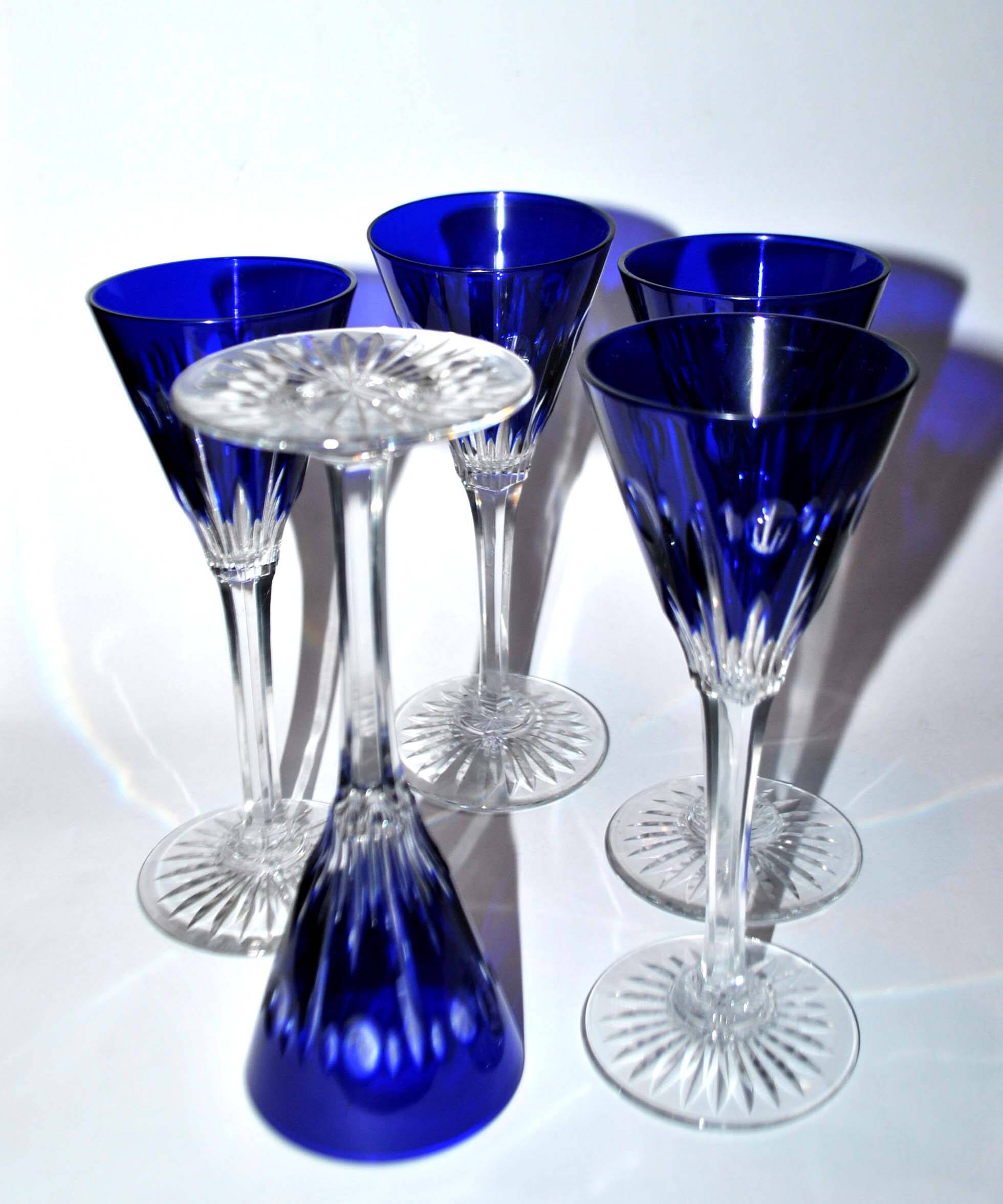 Set of 5 Roemers Nelly glasses in cut crystal from Saint-Louis, cobalt blue color, 1930
