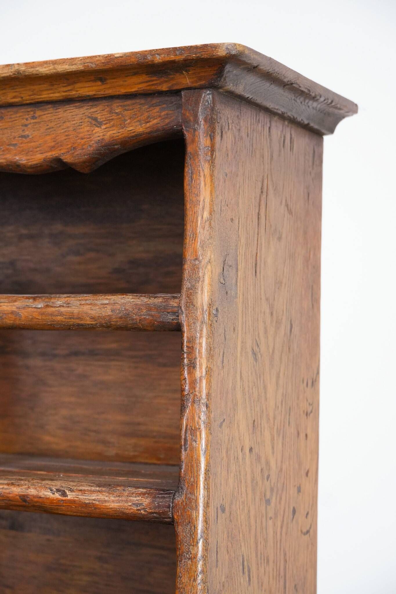 Spanish farmhouse wooden kitchen cabinet from the early 20th century