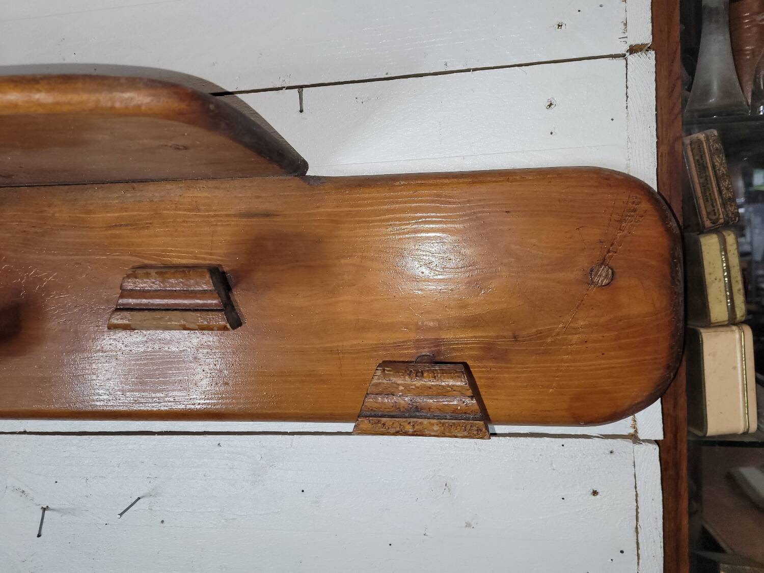 Wooden coat rack, 7 hooks