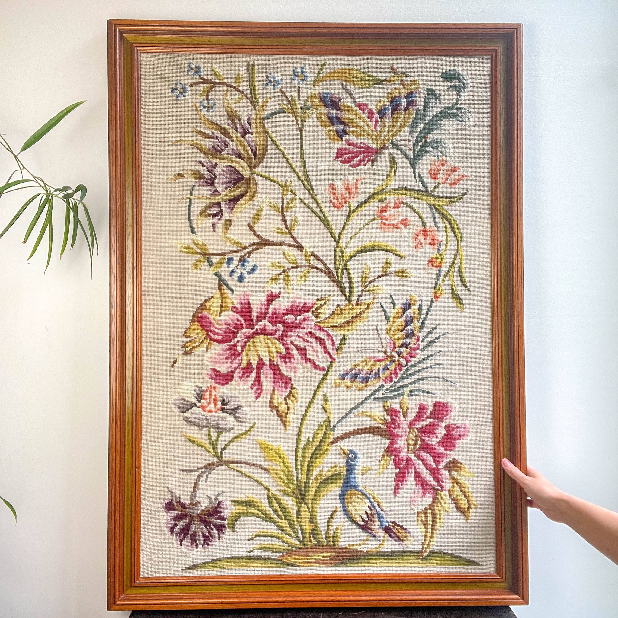 Vintage Floral Canvas Tapestry - Retro Wall Hanging Embroidery