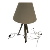 Lamp with adjustable base