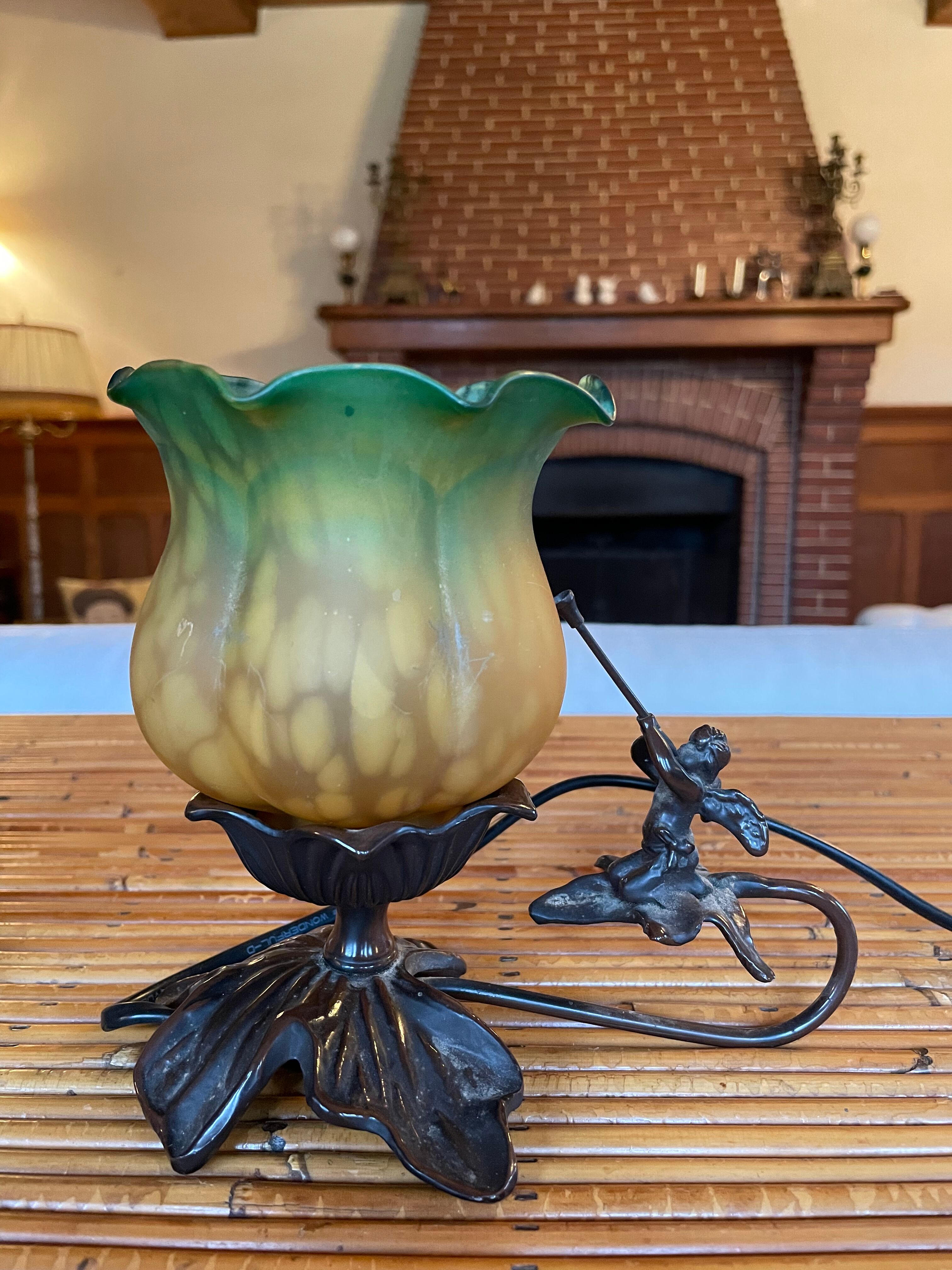 Pair of lamps cherubs bronze vintage glass paste