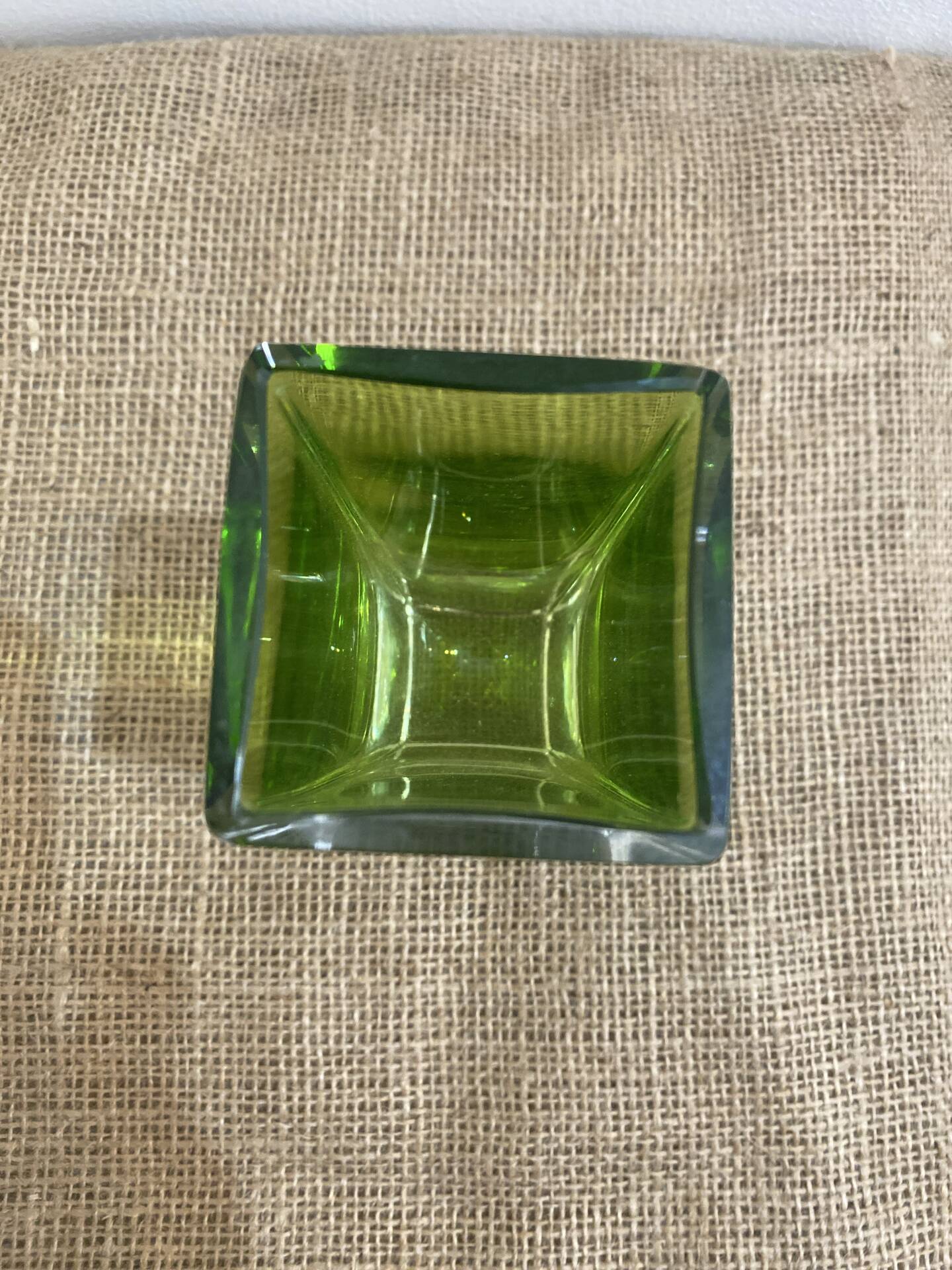 Vintage Italian glass vase in green sommerso – Murano style – 14 cm – A