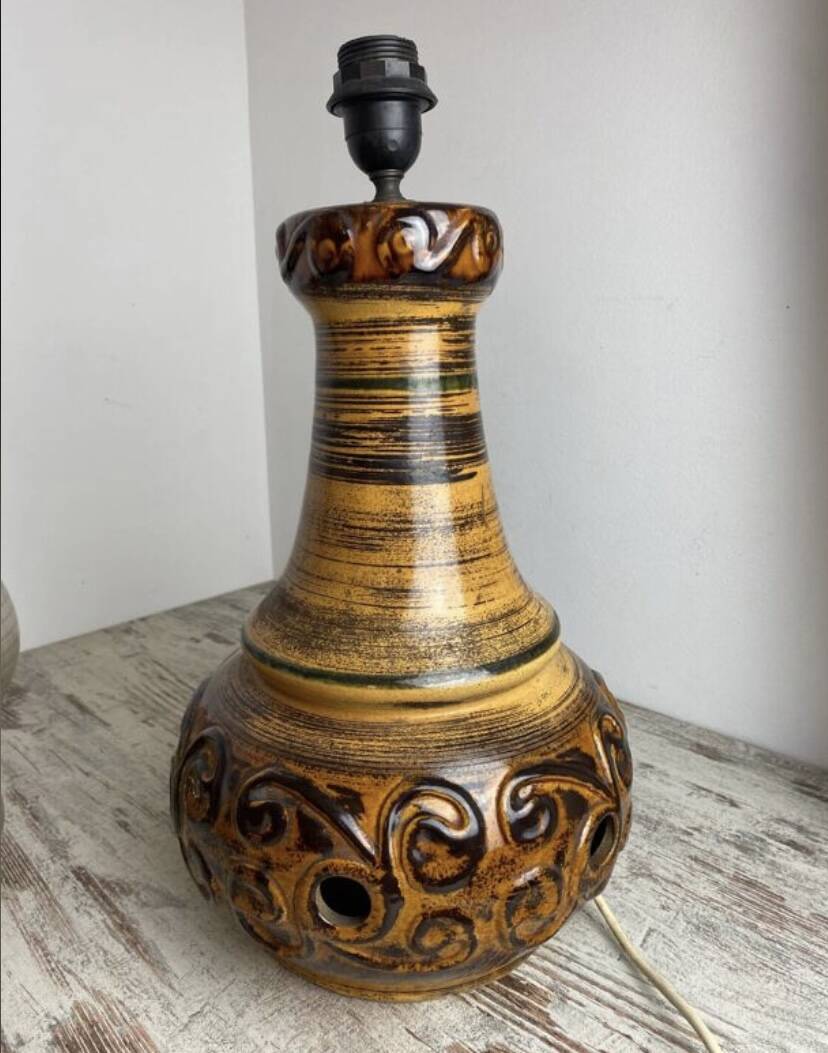 Pied de lampe en céramique à double éclairage
