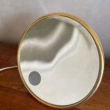 Magnifying lamp mirror