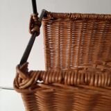 Door vintage rattan magazine