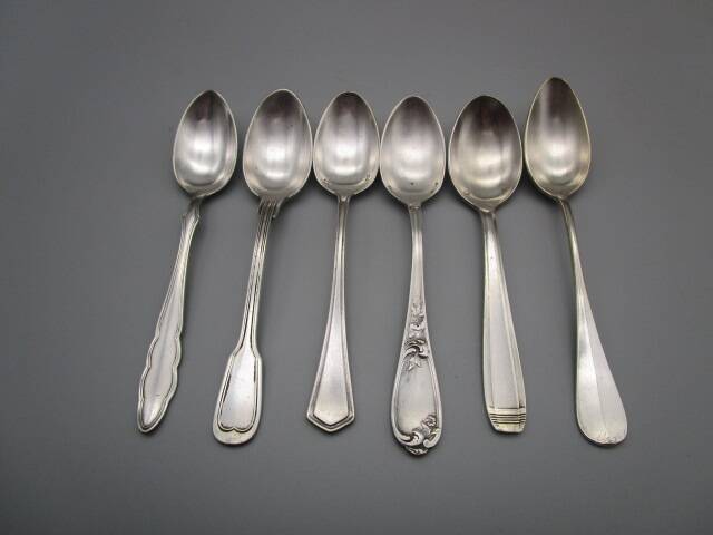Set of 6 small mismatched old silver metal spoons for a chic table