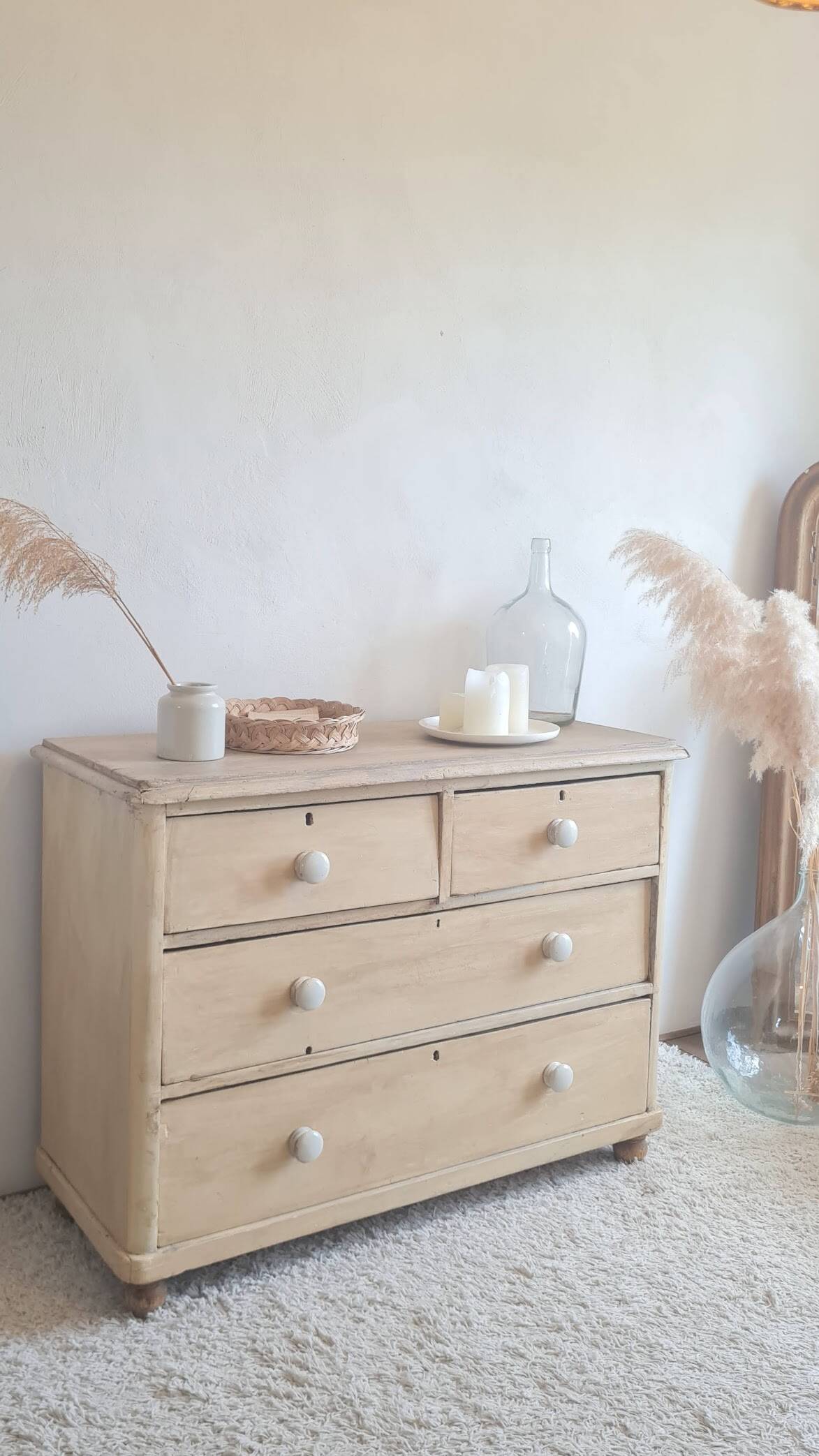 Commode ancienne de style anglais