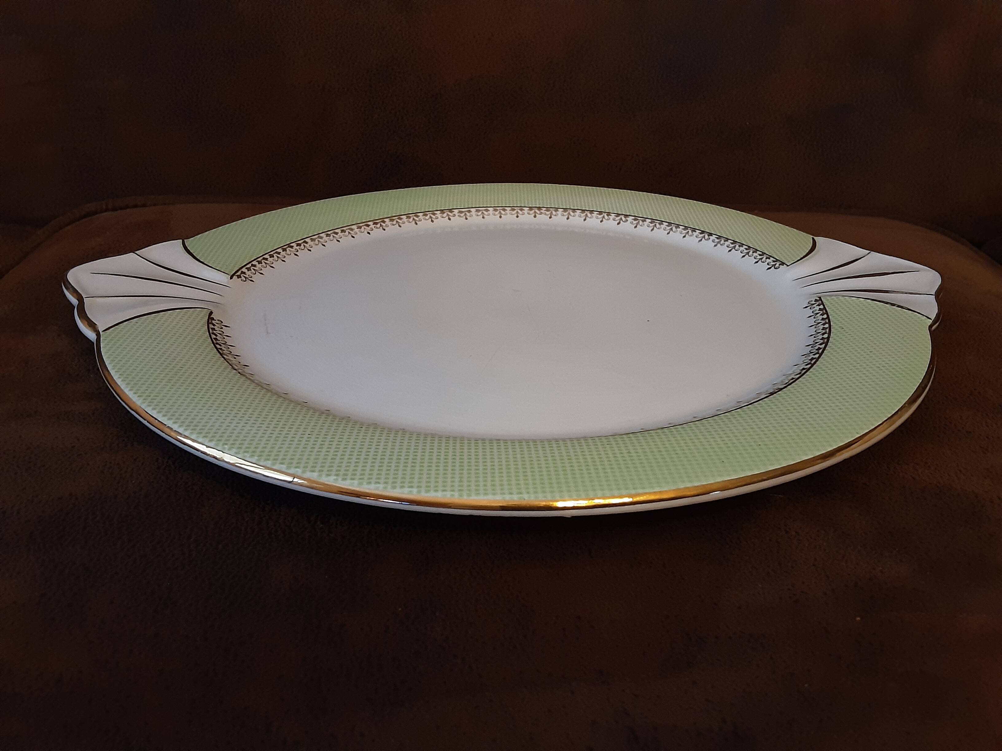 SA opaque porcelain round dish