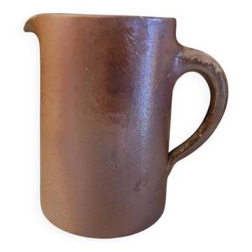 Pichet en grès artisanal – émaillage brun rosé – France, années 1970