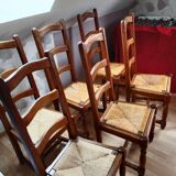 Set of chairs