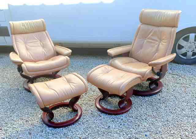 Pair of vintage original ekornes stressless armchairs with stool