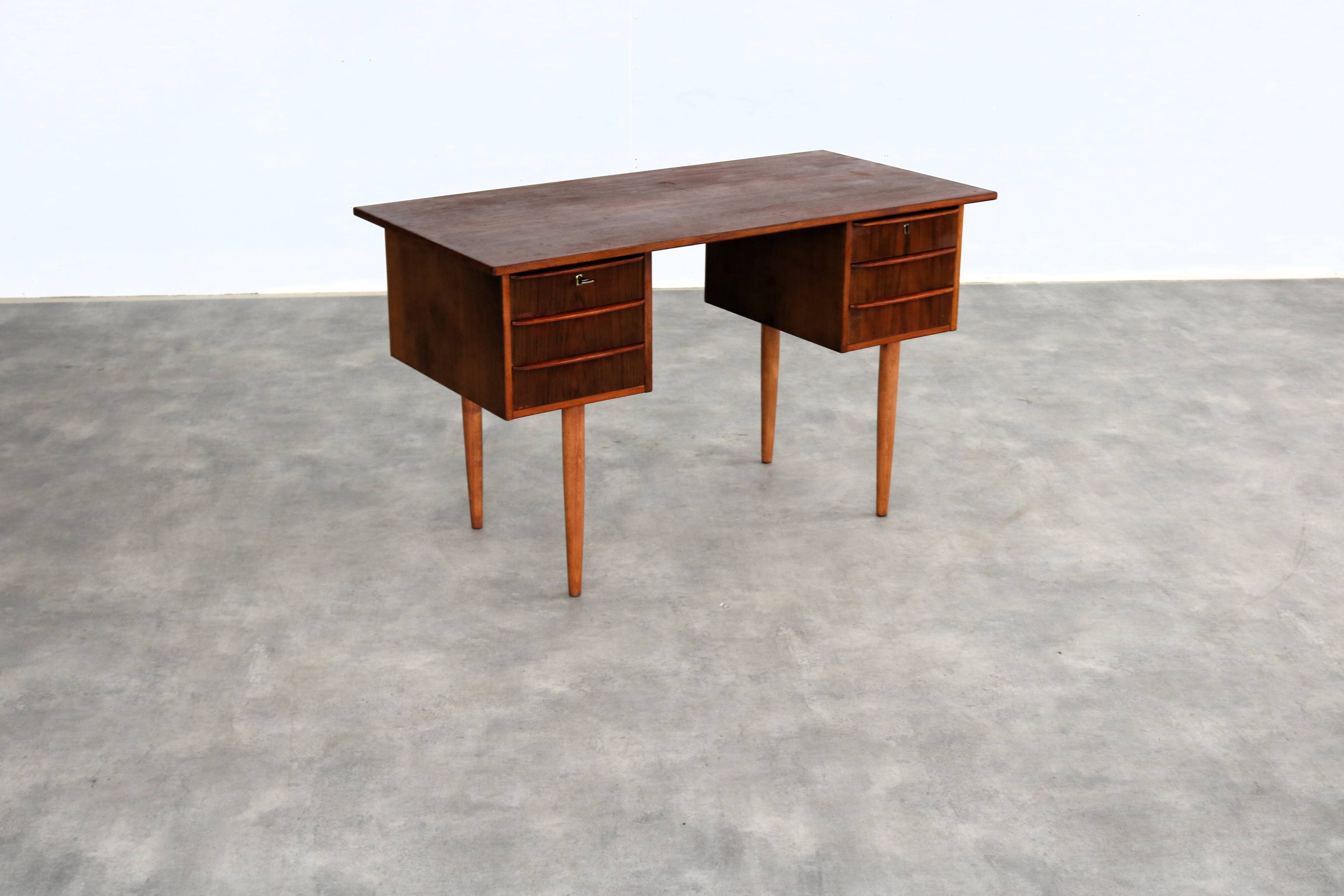 vintage desk | teak | 1960s | Danish (2)