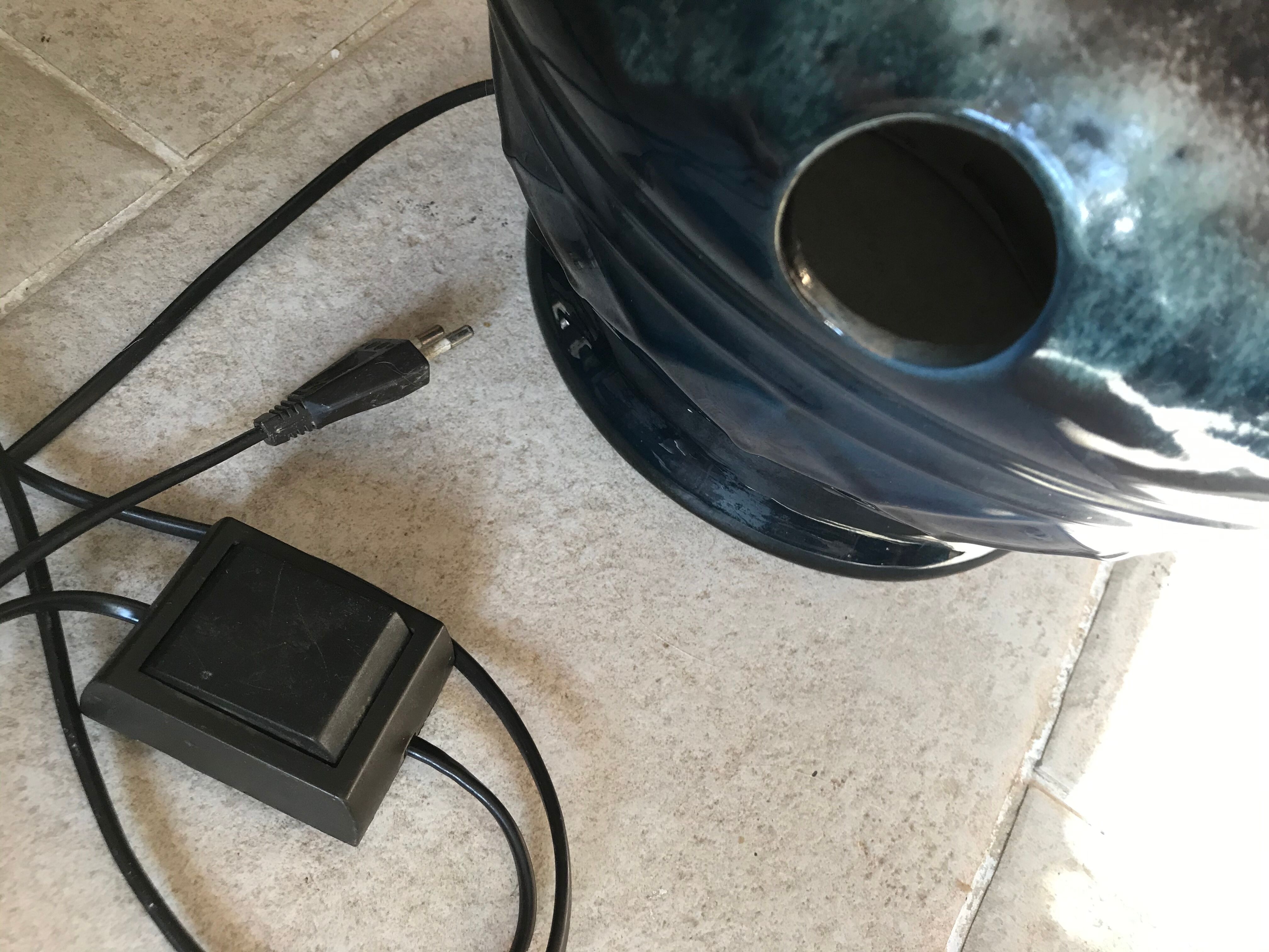 Vintage ceramic footlamp