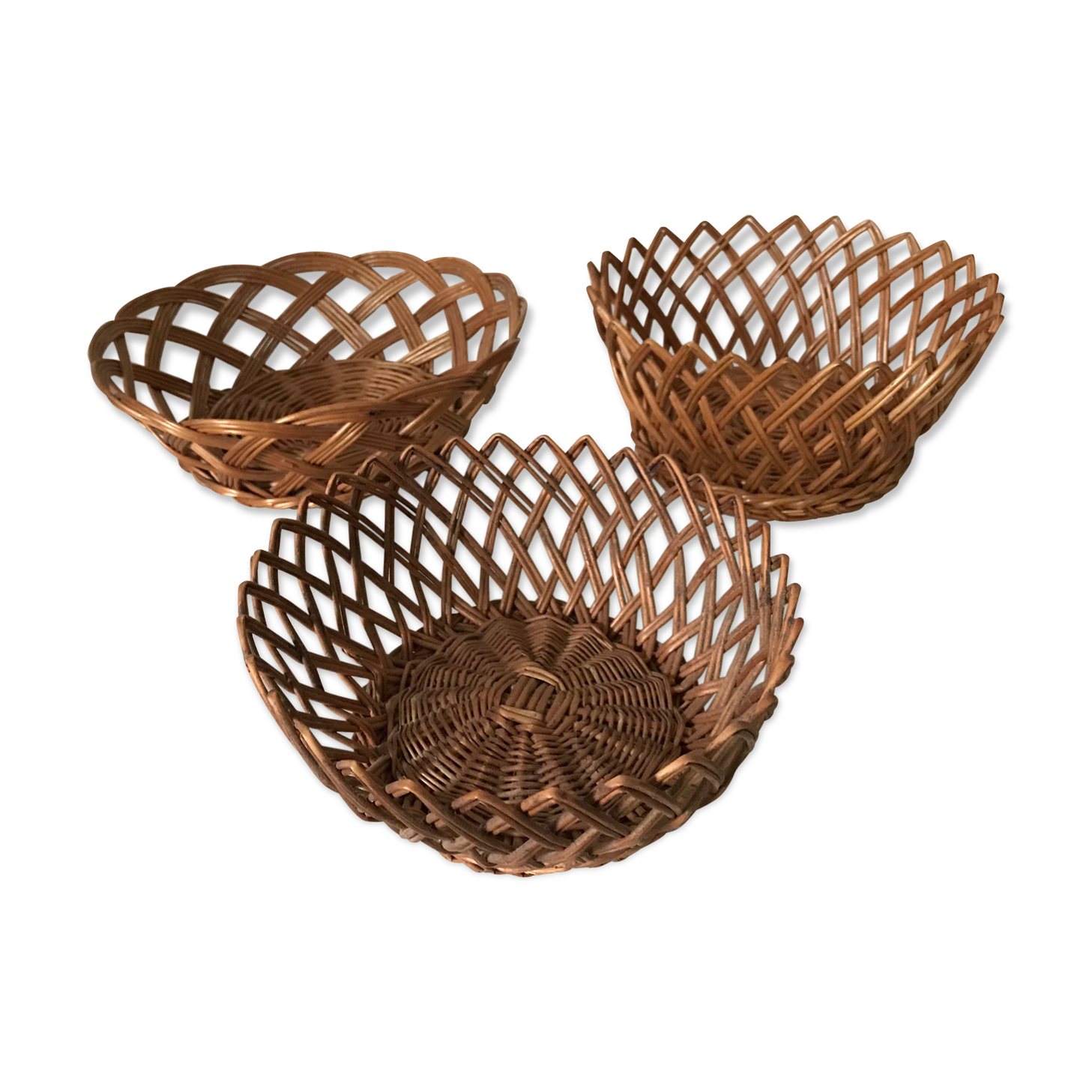 Lot of 3 wicker baskets