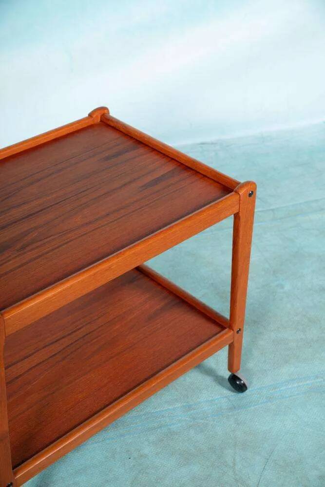 Vintage minimalist service trolley Deen design in teak, bar trolley.