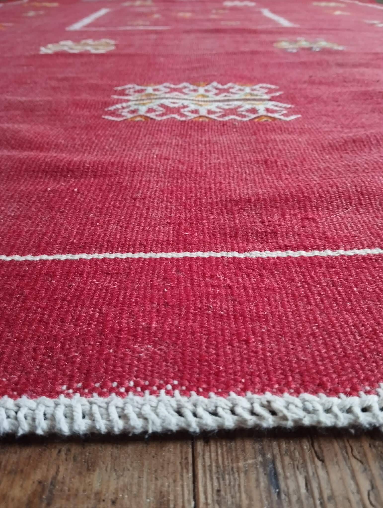 Handmade Berber rug 254x157cm