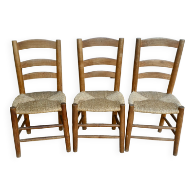 Trio de chaises en bois et assise paillée