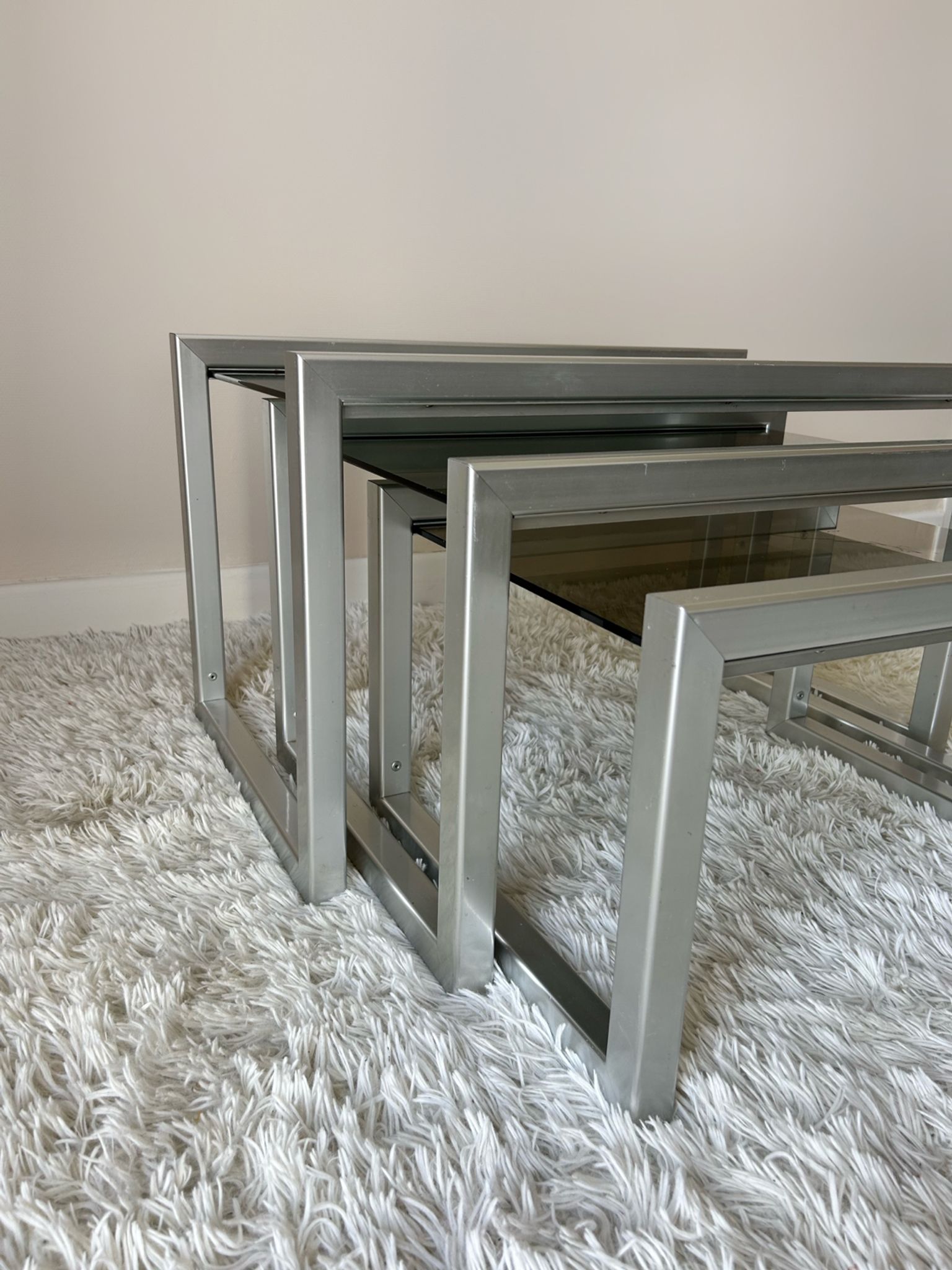 Tables gigognes design années 70