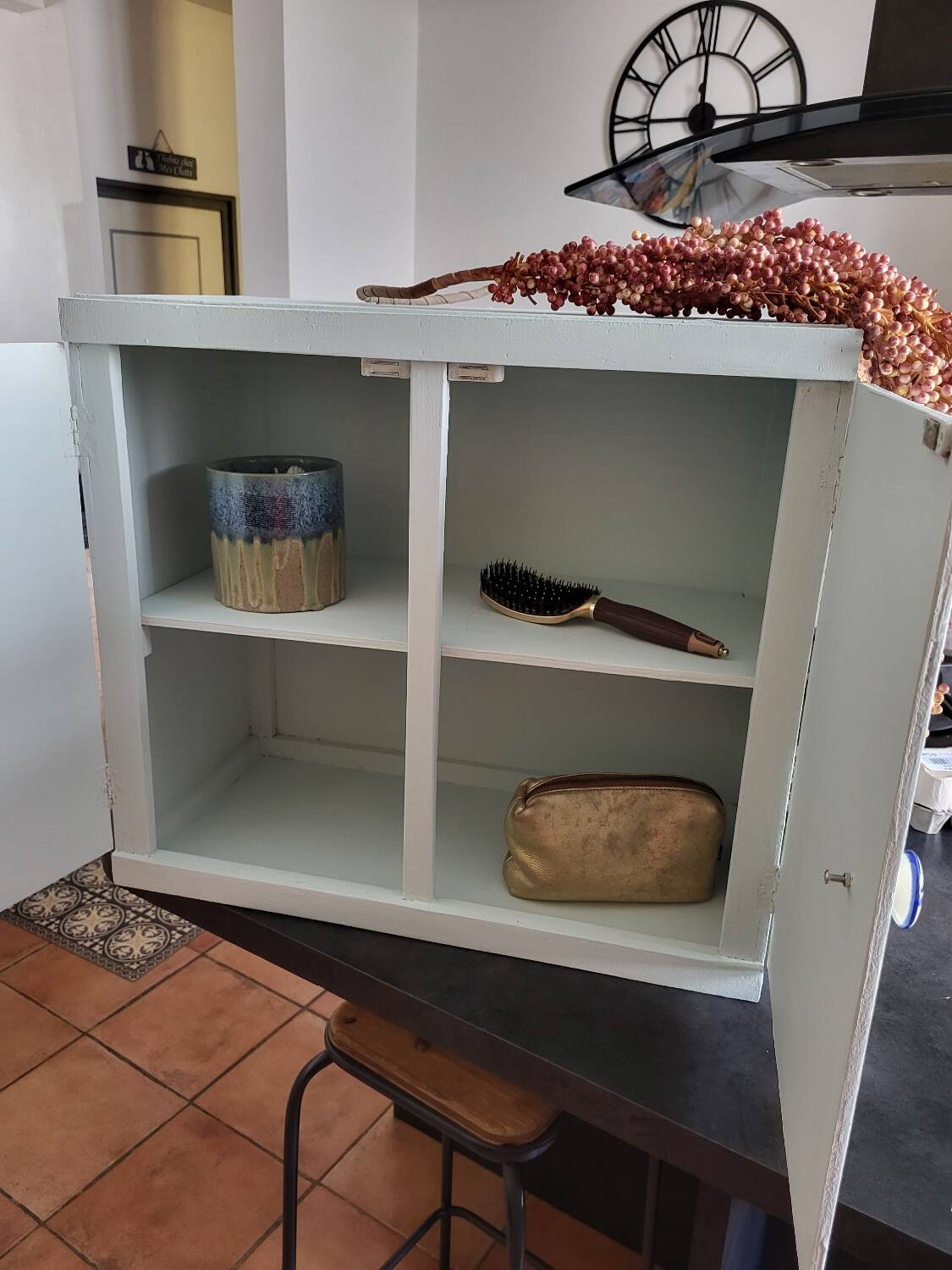 Medicine cabinet