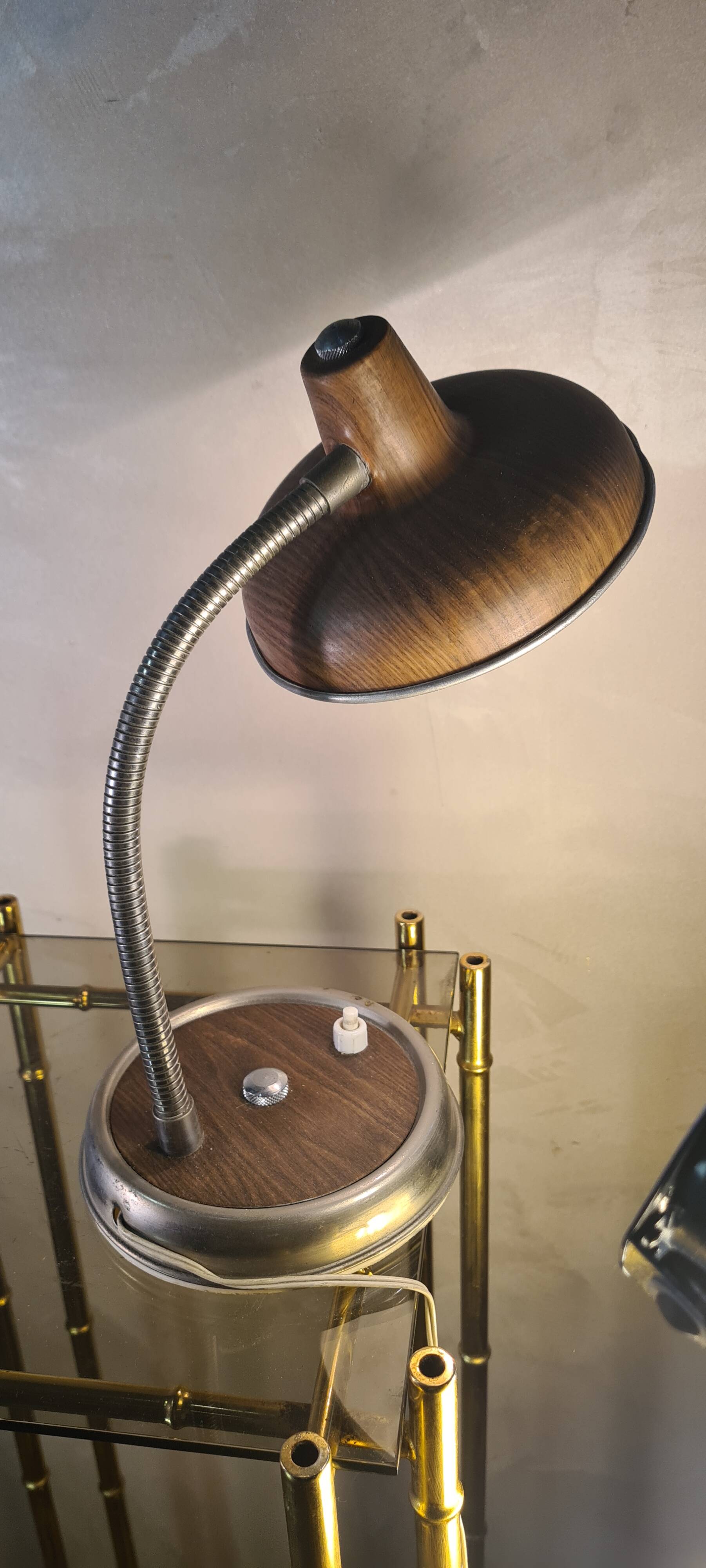 small desk lamp 1950 a 60 aluminum faux wood original electricity works well, rep breed