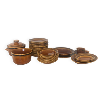 St Amand stoneware dinner service