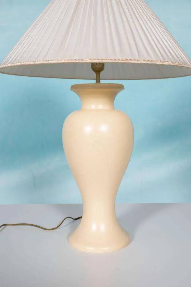 Vintage 1970s bohemian ceramic table lamp.