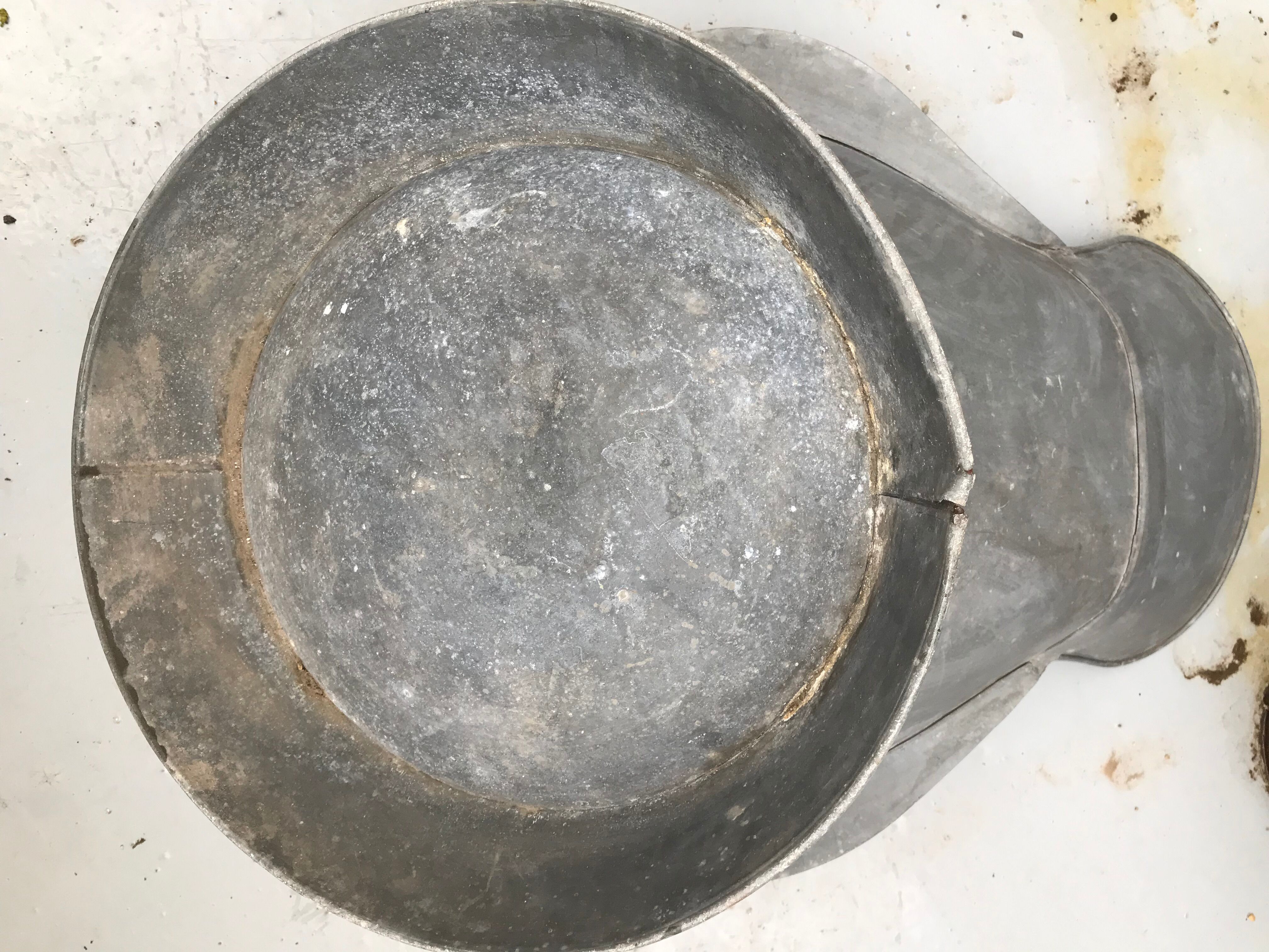 Zinc backrest bathtub XIX