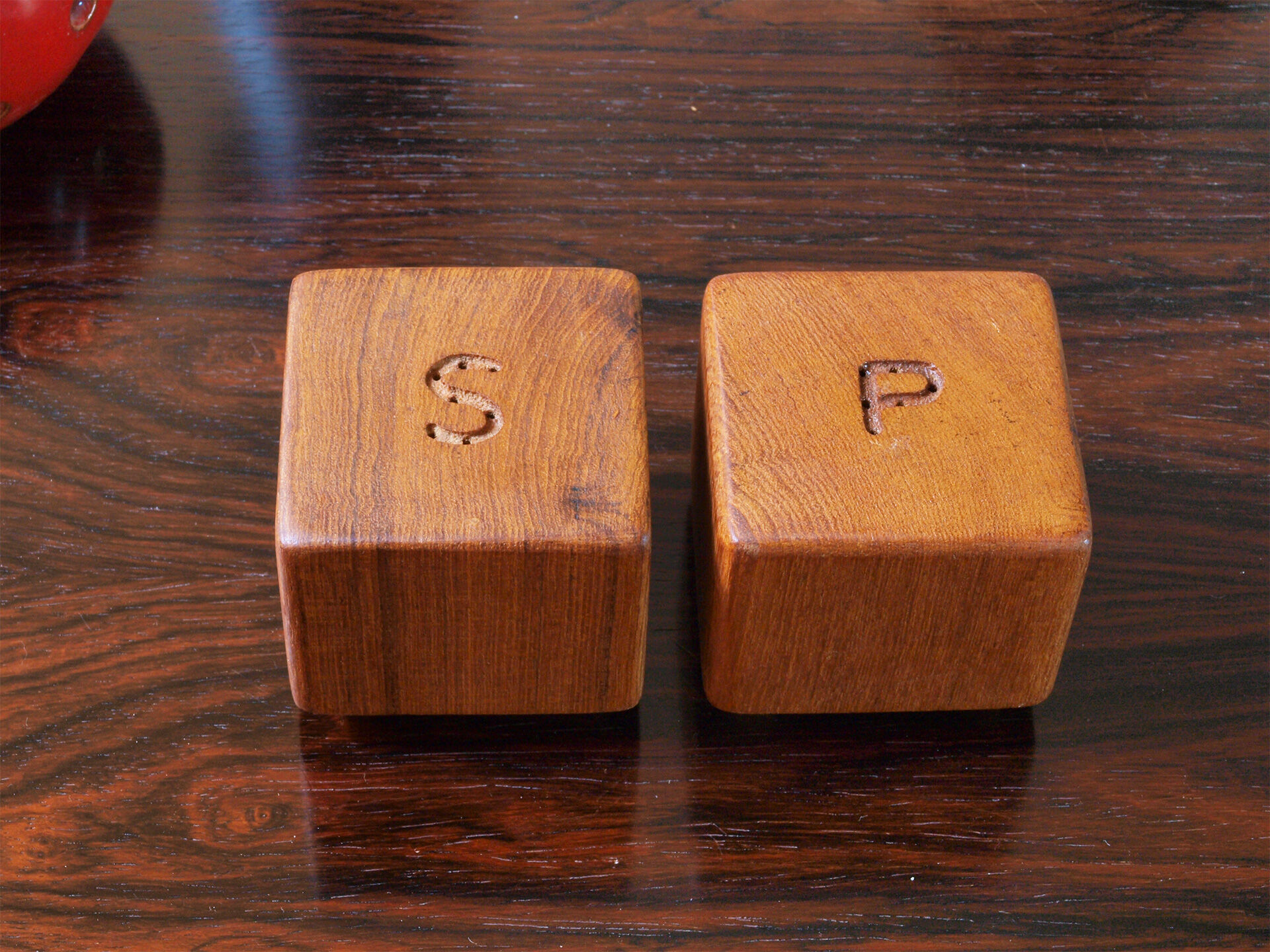 Scandinavian salt and pepper in teak