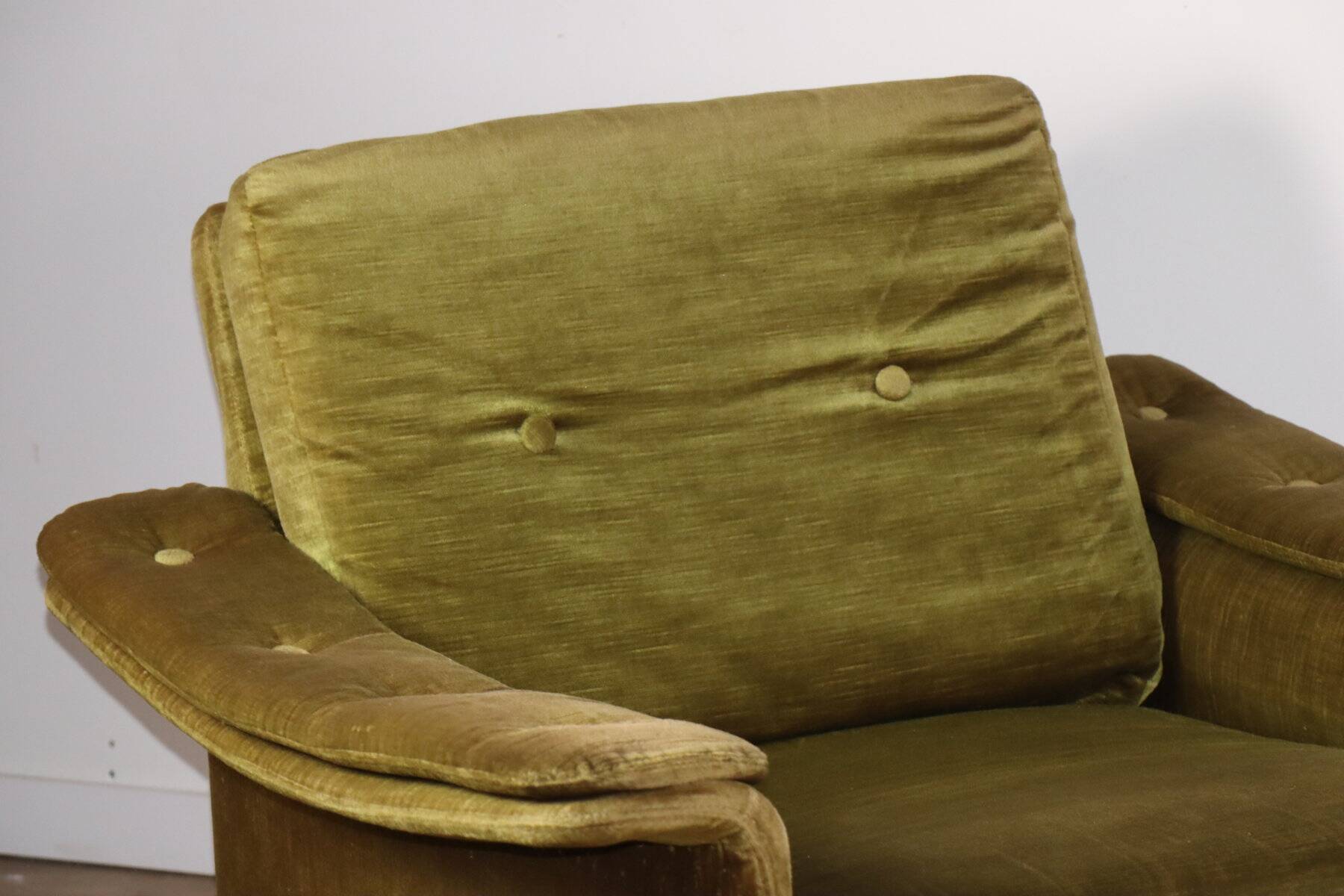 Pair of vintage velvet armchairs – 1960s