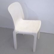 Set of 4 white Selene chairs by Magistretti Artemide