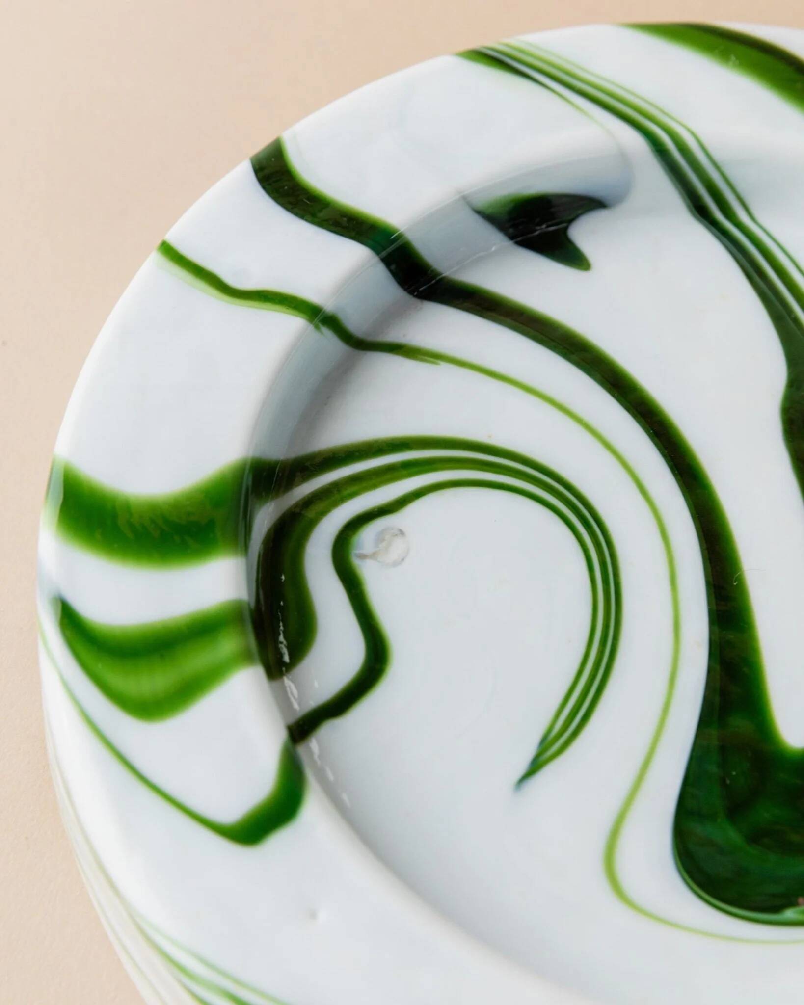 Vert Murano glass swirl bowl by Sergio Asti for Venini, Italian 1970s