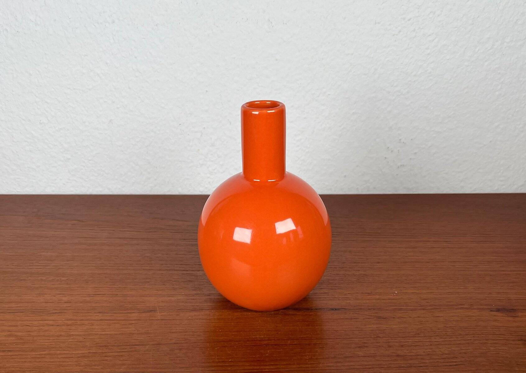 Vintage minimalist ceramic vase from the Asa collection.