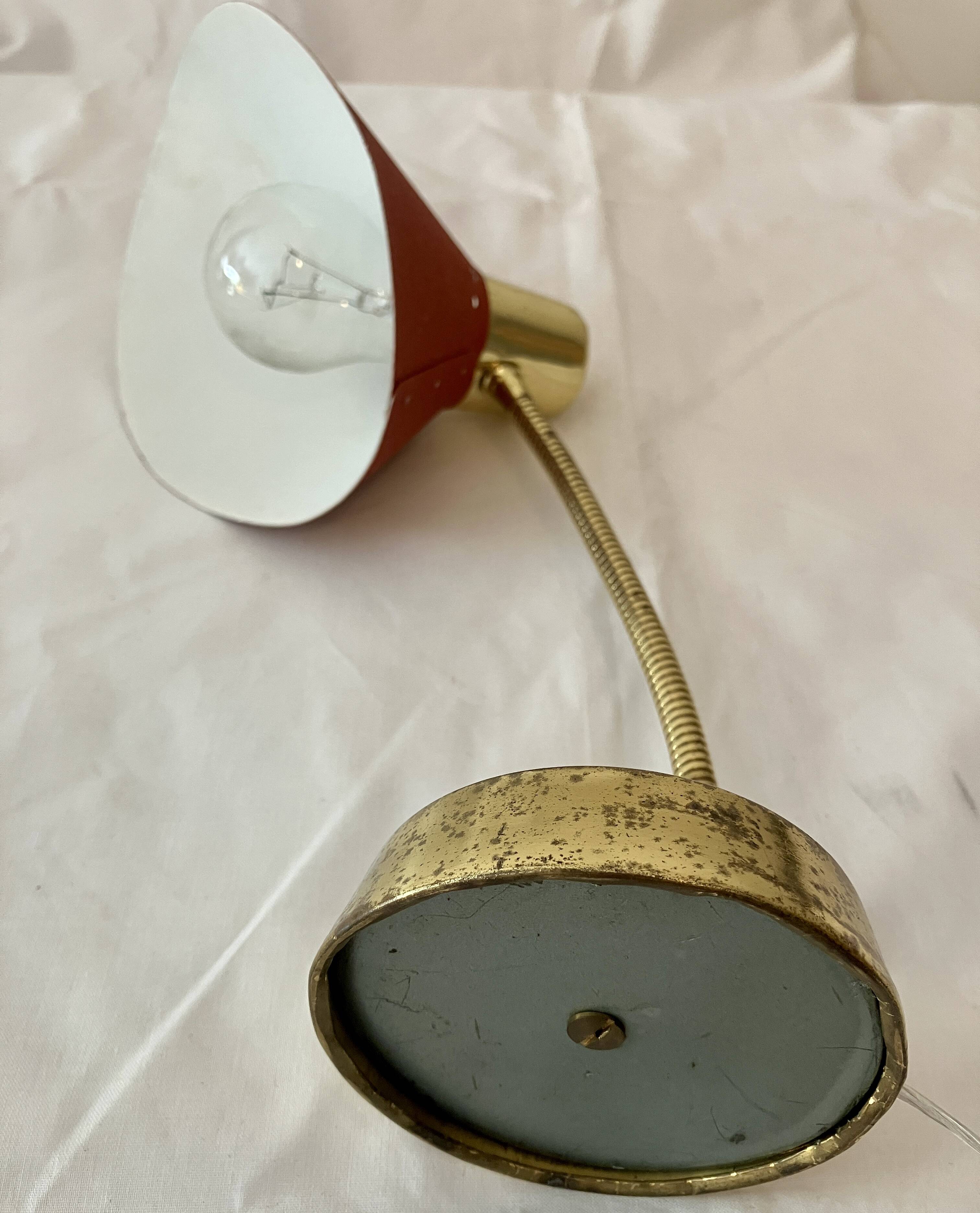 Cocotte lamp from the 1950s, painted metal and brass.