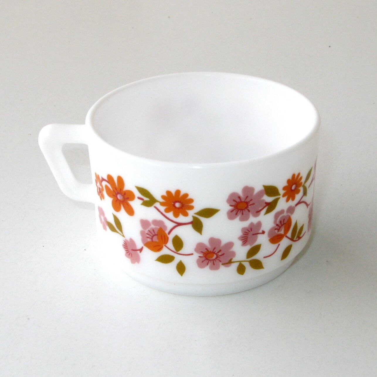 3 coffee cups and under cups arcopal - vintage orange flower model