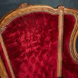 Paire de fauteuils cabriolets de style Louis XVI – velours rouge & bois