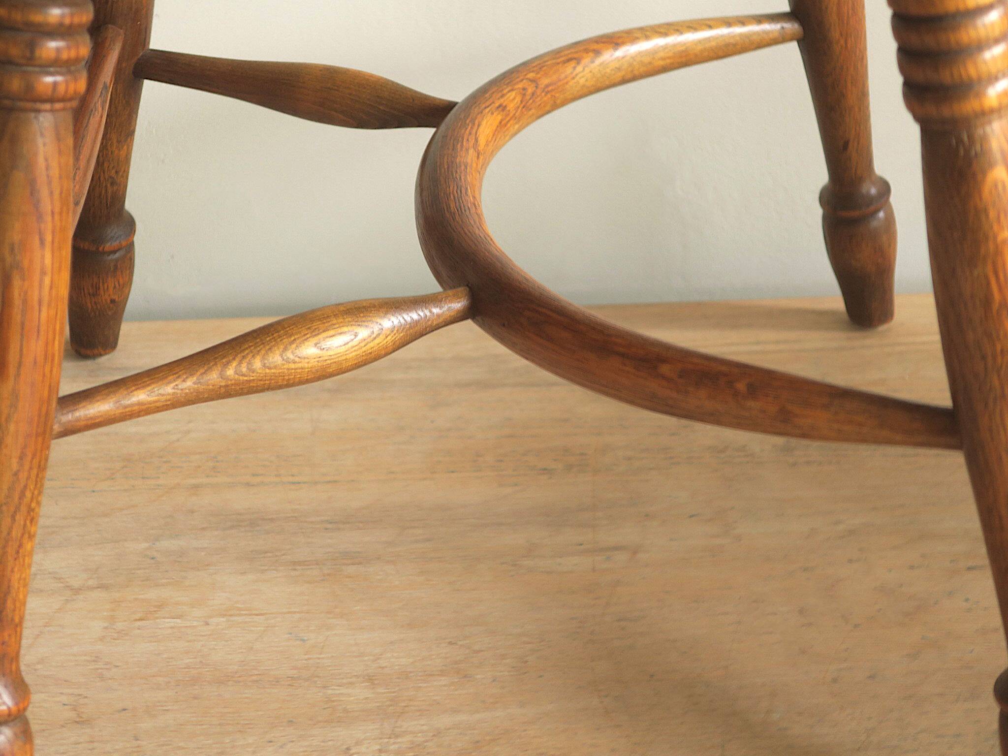 Mid century solid oak lyre-back Windsor elbow armchair, 1960s