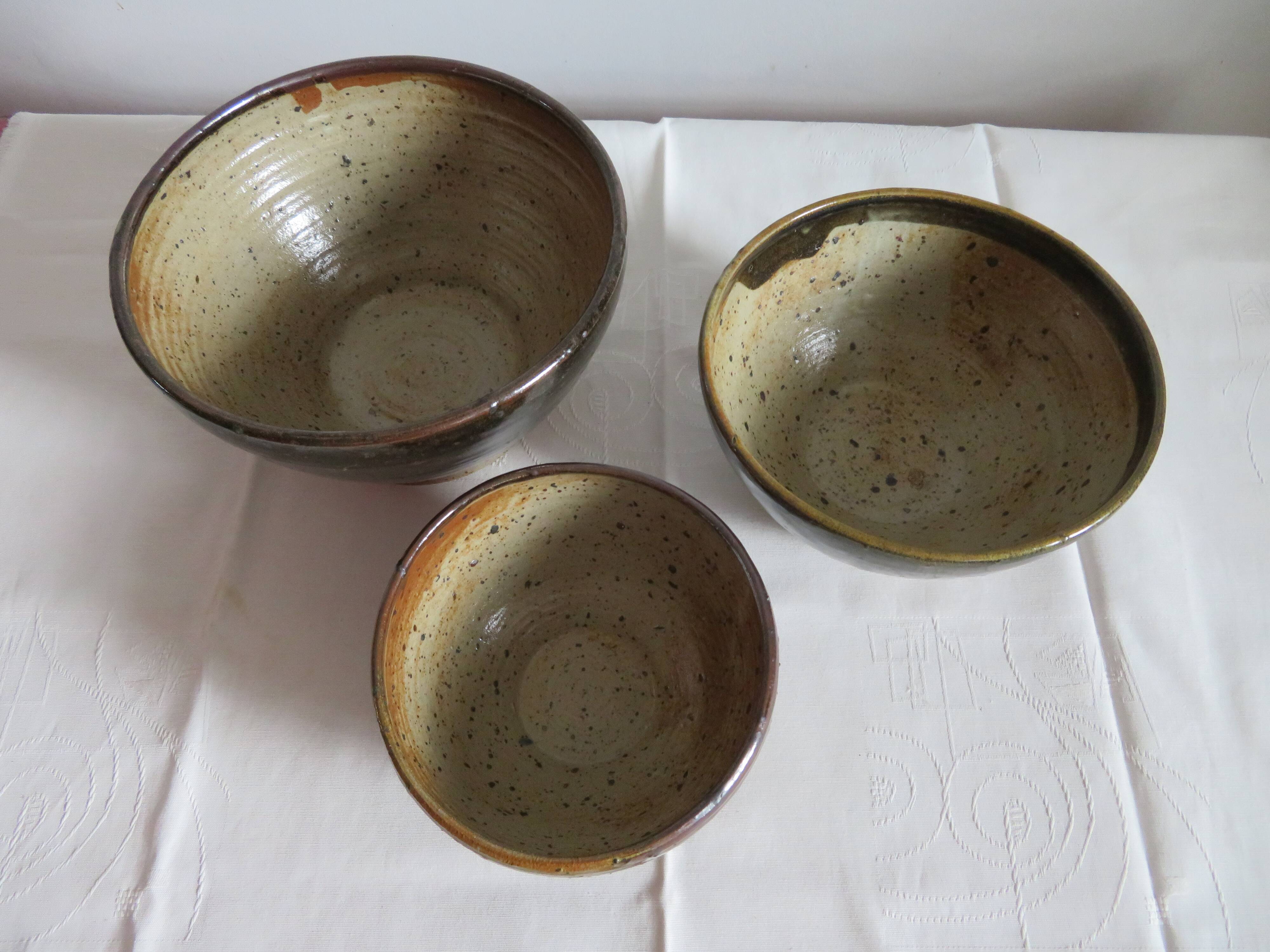 Set of 3 vernissé sandstone bowls by a ceramic potter