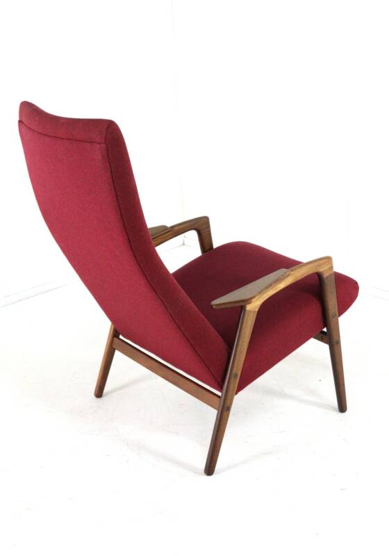 Pastoe Ruster by Yngve Ekstrom armchair - mid century modern